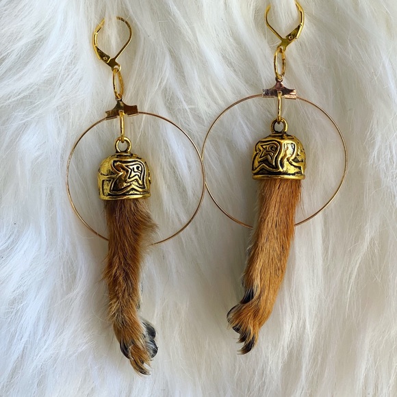 Unique earrings - Picture 2 of 3